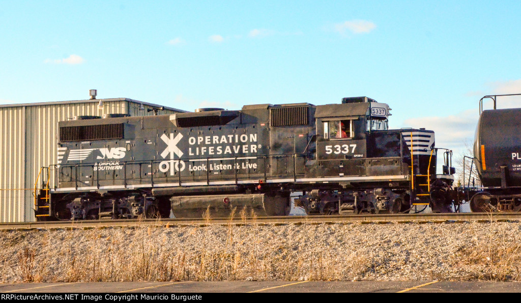 NS GP38-2 Operation Life Saver Locomotive